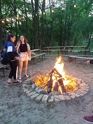  Grafika #102: Wycieczka klasy VIII do Jastrzębiej Góry