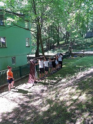  Grafika #182: Wycieczka klasy VIII do Jastrzębiej Góry