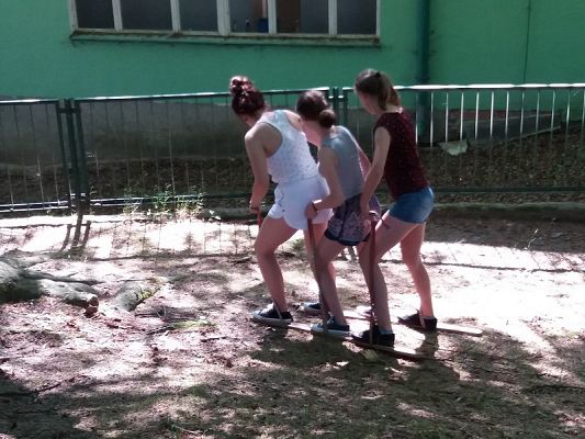  Grafika #108: Wycieczka klasy VIII do Jastrzębiej Góry