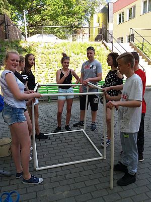  Grafika #138: Wycieczka klasy VIII do Jastrzębiej Góry