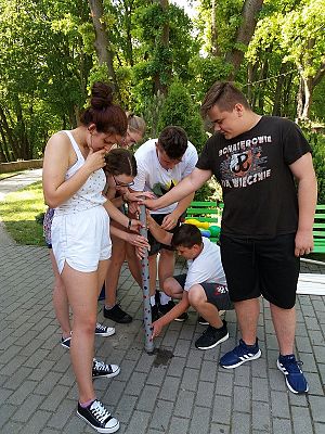  Grafika #139: Wycieczka klasy VIII do Jastrzębiej Góry