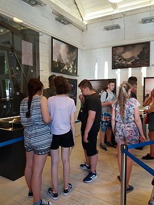  Grafika #92: Wycieczka klasy VIII do Jastrzębiej Góry