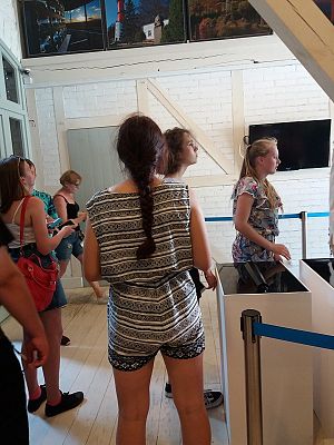  Grafika #93: Wycieczka klasy VIII do Jastrzębiej Góry