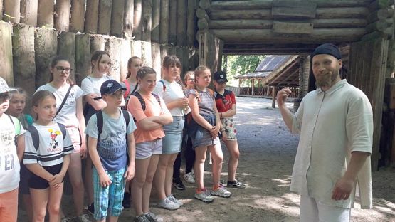  Grafika #4: Zwiedzamy Muzeum archeologiczne w Sopocie