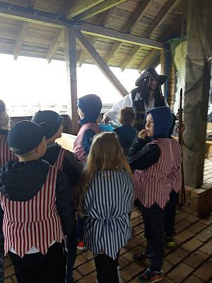  Grafika #17: Wycieczka do Grąbkowa