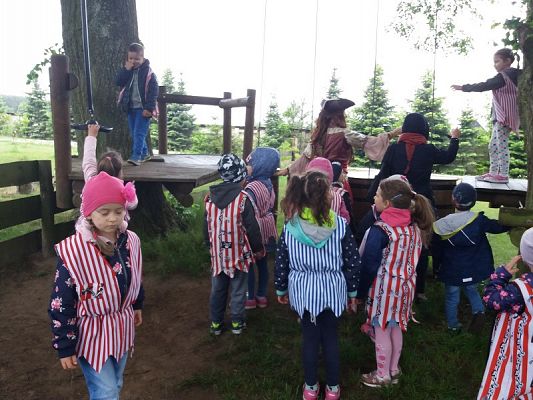  Grafika #52: Wycieczka do Grąbkowa