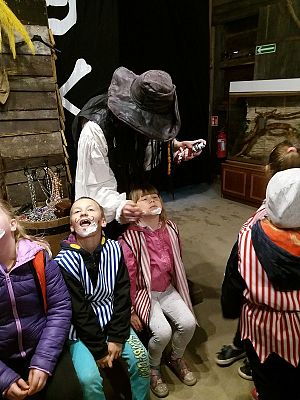  Grafika #43: Wycieczka do Grąbkowa