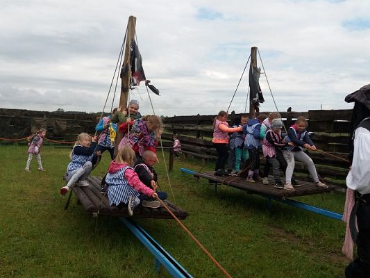  Grafika #0: Wycieczka do Grąbkowa