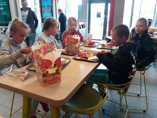  Grafika #81: Wycieczka do Grąbkowa