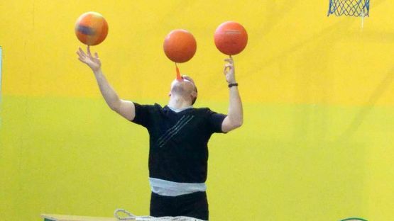  Grafika #11: CYRK PRZYJECHAŁ!