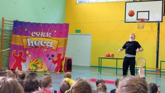  Grafika #23: CYRK PRZYJECHAŁ!