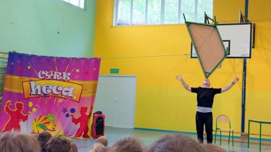  Grafika #49: CYRK PRZYJECHAŁ!