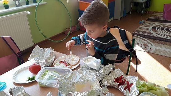 Grafika #5: Zdrowe odżywianie w oddziale przedszkolnym 5 -latków