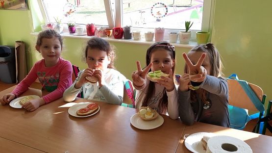 Grafika #12: Zdrowe odżywianie w oddziale przedszkolnym 5 -latków