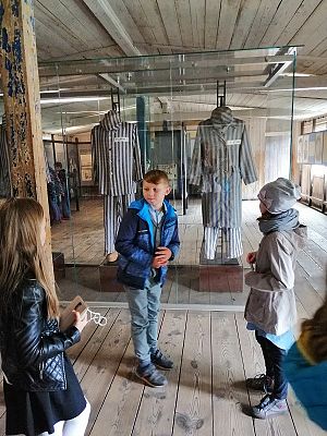  Grafika #6: 74. rocznica oswobodzenia KL Stutthof