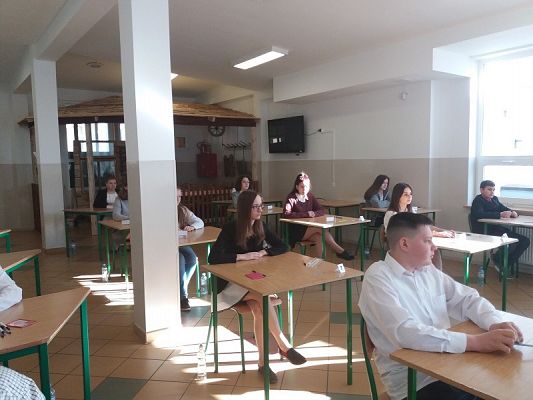  Grafika #11: Egzaminy 8-klasisty