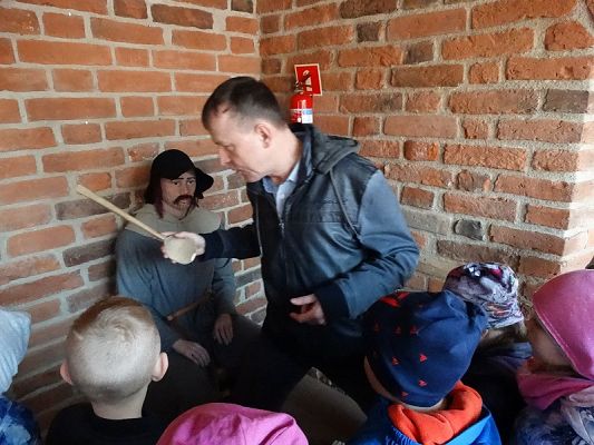  Grafika #47: Wycieczka do Muzeum w Lęborku