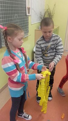  Grafika #3: Przywitanie wiosny przez klasę I SP