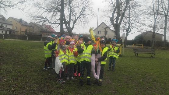  Grafika #15: Przywitanie wiosny przez klasę I SP