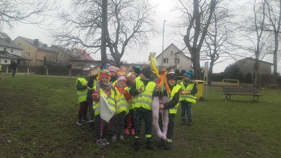  Grafika #21: Przywitanie wiosny przez klasę I SP