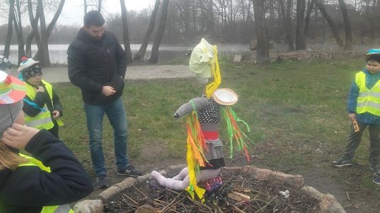  Grafika #16: Przywitanie wiosny przez klasę I SP