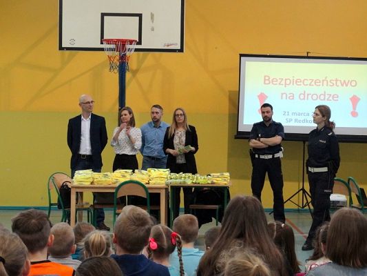  Grafika #1: Pierwszy Dzień Wiosny z Nowymi Technologiami