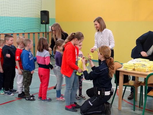  Grafika #5: Pierwszy Dzień Wiosny z Nowymi Technologiami