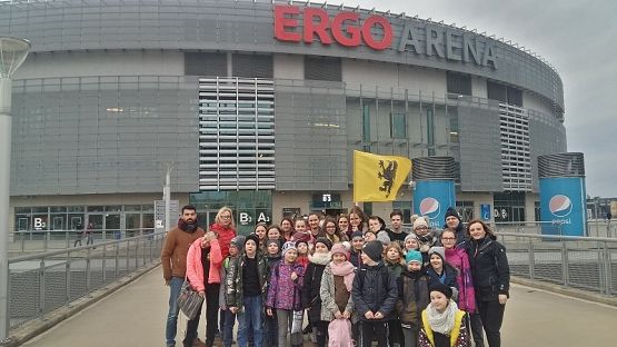  Grafika #1: KIBICUJEMY na ERGO ARENIE