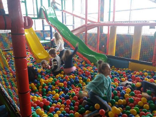 Grafika #9: Wyjazd do Active Kids Madagaskar