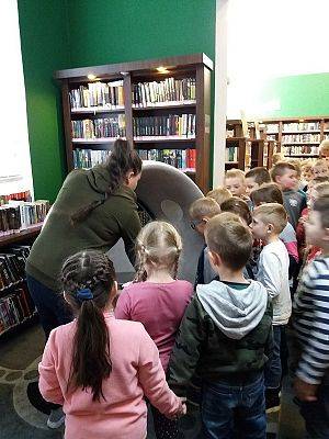  Grafika #2: Wizyta w MBP w Lęborku