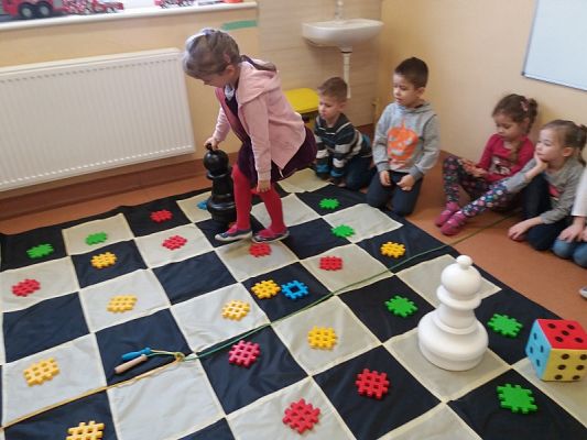  Grafika #30: Czytamy z Gangiem Słodzików