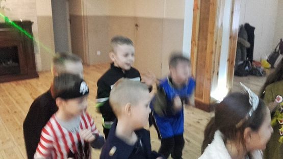  Grafika #14: Bal karnawałowy