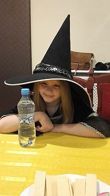  Grafika #1: Bal karnawałowy