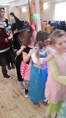  Grafika #26: Bal karnawałowy