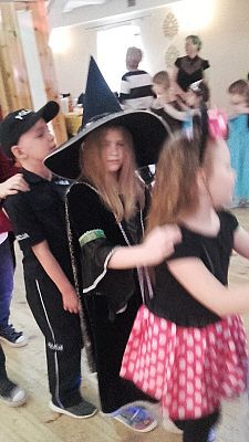  Grafika #30: Bal karnawałowy