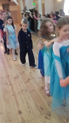  Grafika #19: Bal karnawałowy