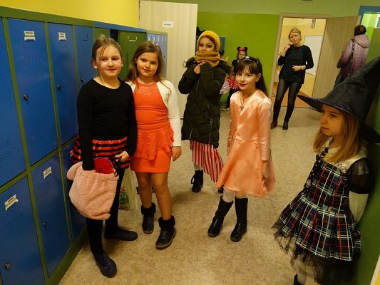  Grafika #29: Bal karnawałowy