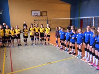 Grafika #3: Powiatowe zawody w mini piłkę siatkową dziewcząt w ramach Igrzysk Dzieci