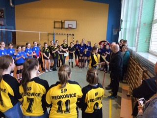 Grafika #6: Powiatowe zawody w mini piłkę siatkową dziewcząt w ramach Igrzysk Dzieci