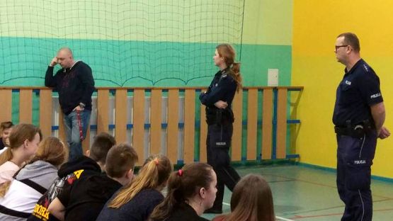  Grafika #1: Spotkanie ze Strażakami i Policją