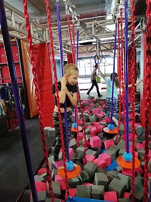  Grafika #14: Wycieczka do Centrum Rozrywki dla dzieci Madagaskar