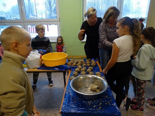  Grafika #53: Spotkanie z leśniczym