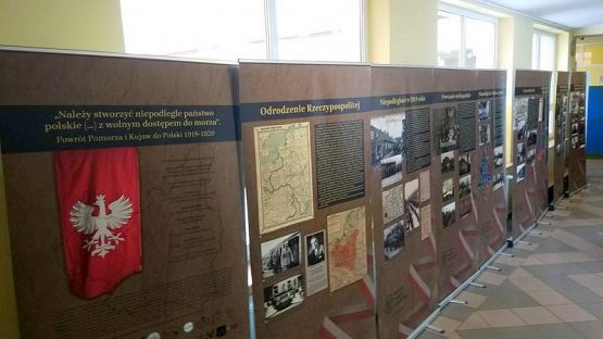  Grafika #11: Wystawa historyczna w naszej szkole