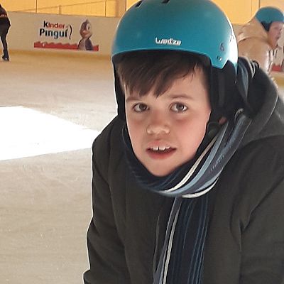 Grafika #8: Gry i zabawy na lodowisku