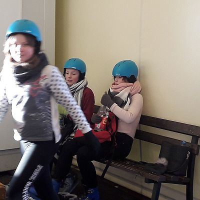 Grafika #15: Gry i zabawy na lodowisku