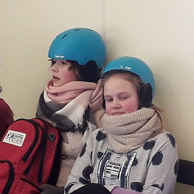 Grafika #17: Gry i zabawy na lodowisku