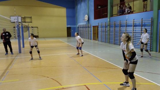 Grafika #4: Gminne zawody w piłce siatkowej dziewcząt i chłopców w ramach Igrzysk Dzieci.