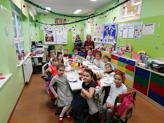 Grafika #34: Wigilie klasowe 2018