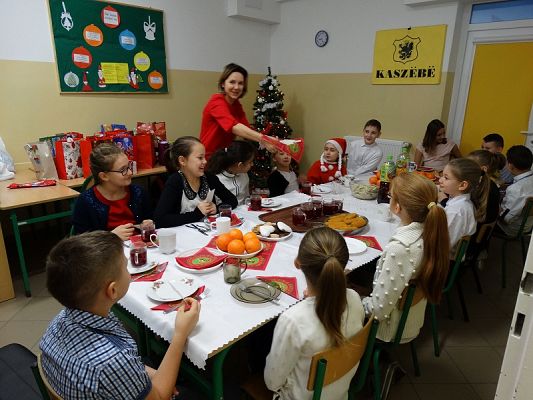 Grafika #30: Wigilie klasowe 2018