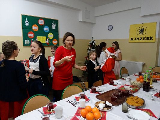 Grafika #29: Wigilie klasowe 2018